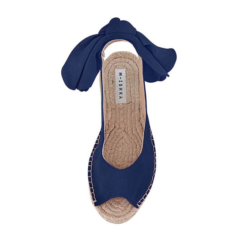 royal blue nike sandals